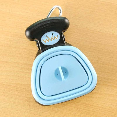 Foldable Dog Pooper Scooper Set with Degradable Bags – Portable Waste Cleaner for Pets 🐾